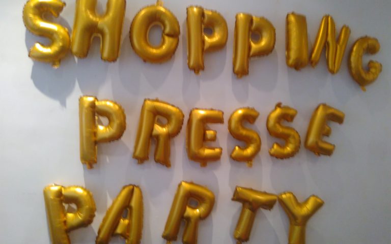 shopping press party 6