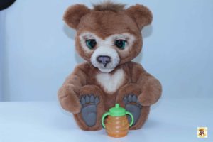 ours curieux cubby furreal hasbro