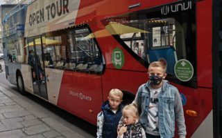 open tour paris visite spécial kids en bus