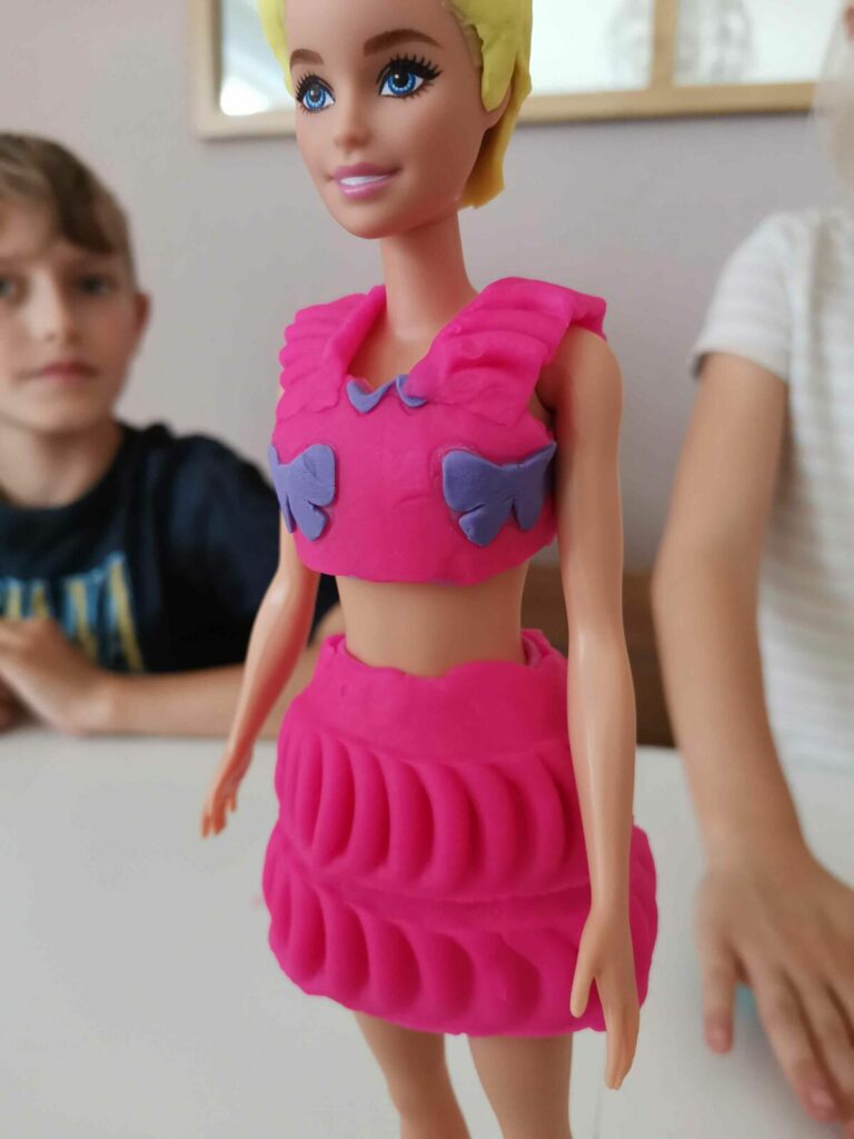 play-doh barbie pâte à modeler