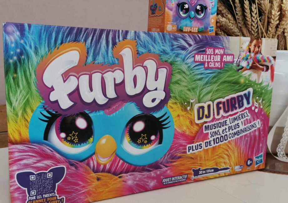dj furby hasbro